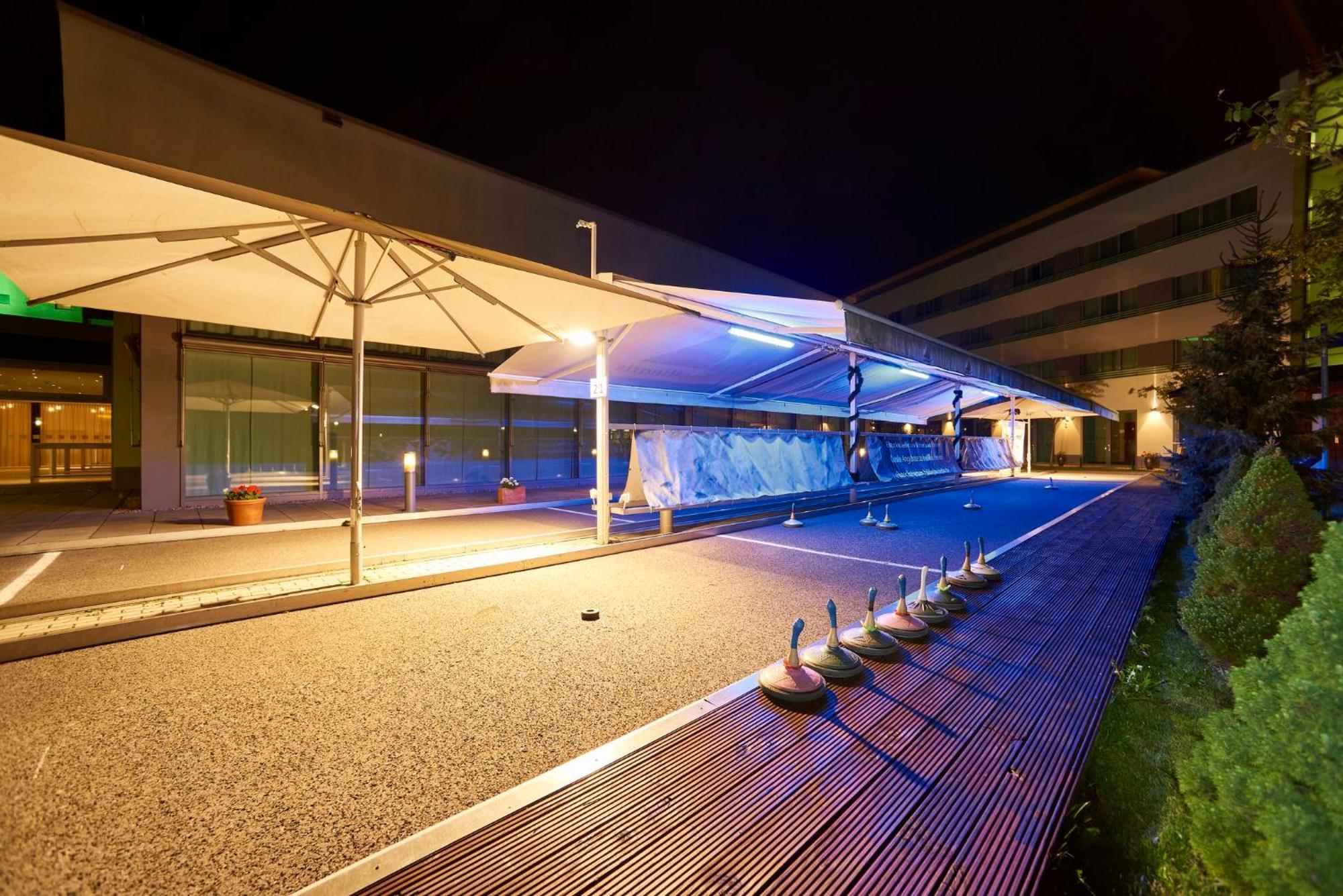 Holiday Inn Berlin Airport - Conference Centre By Ihg Schönefeld Екстериор снимка